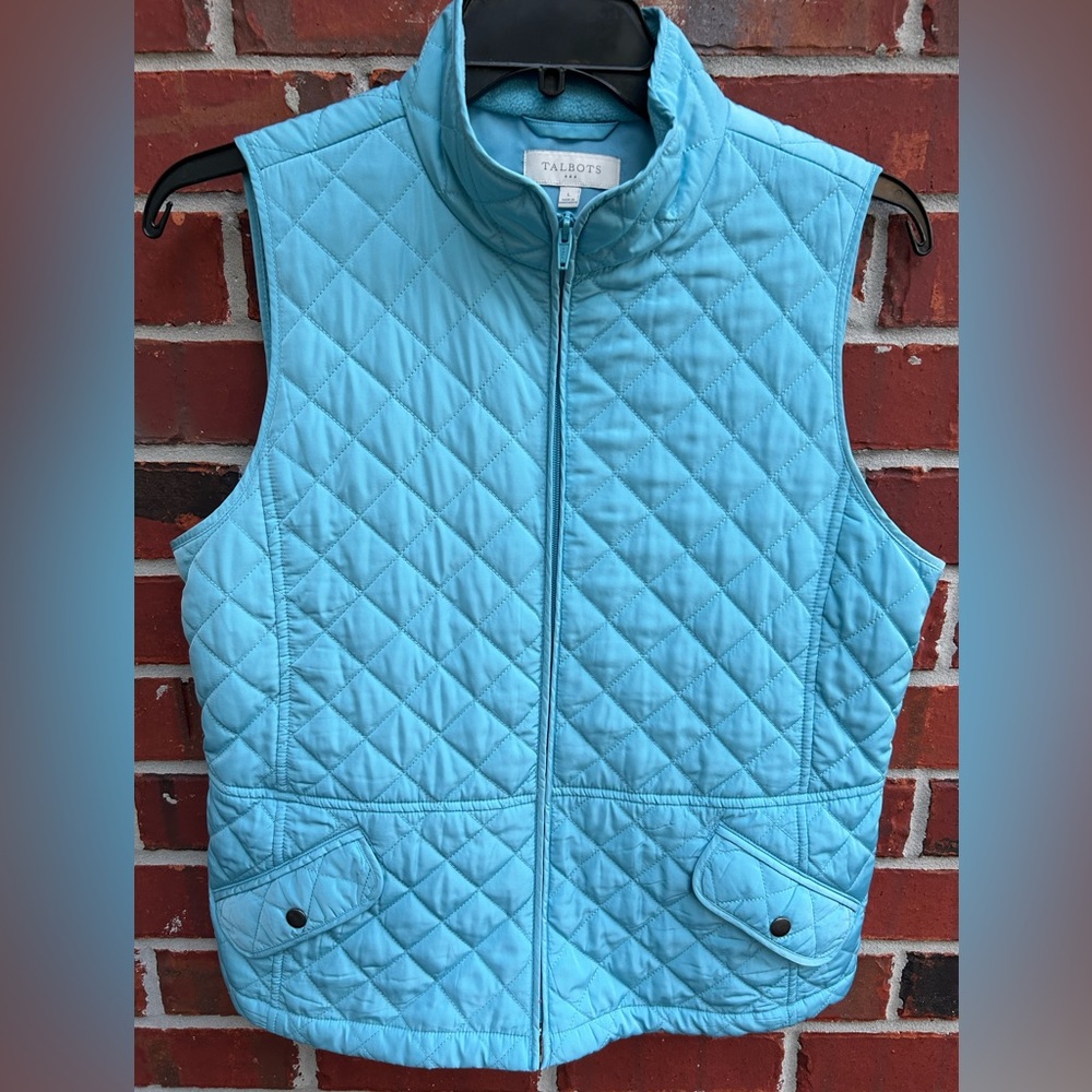 Talbot’s Women’s Light Blue Quilted Full Zip Large Vest with Pockets A-6